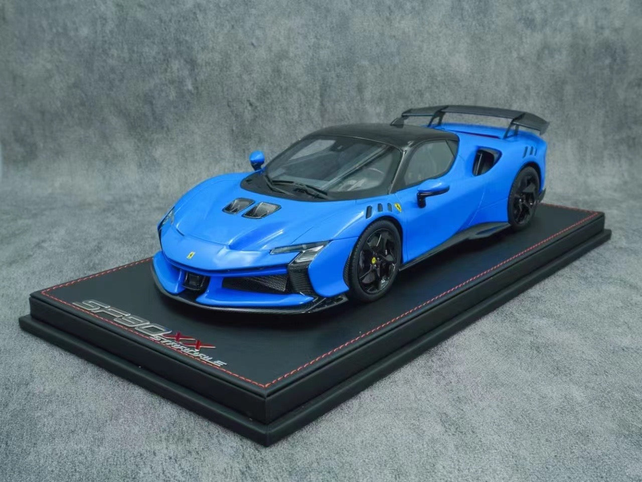 STRADA MODELLO 1/18 Ferrari SF90XX Simulation Model Car Ornaments Gift