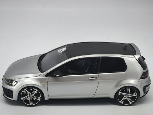 OTTO 1/18 Volkswagen Golf A7 R400 Simulation Car Model Ornaments
