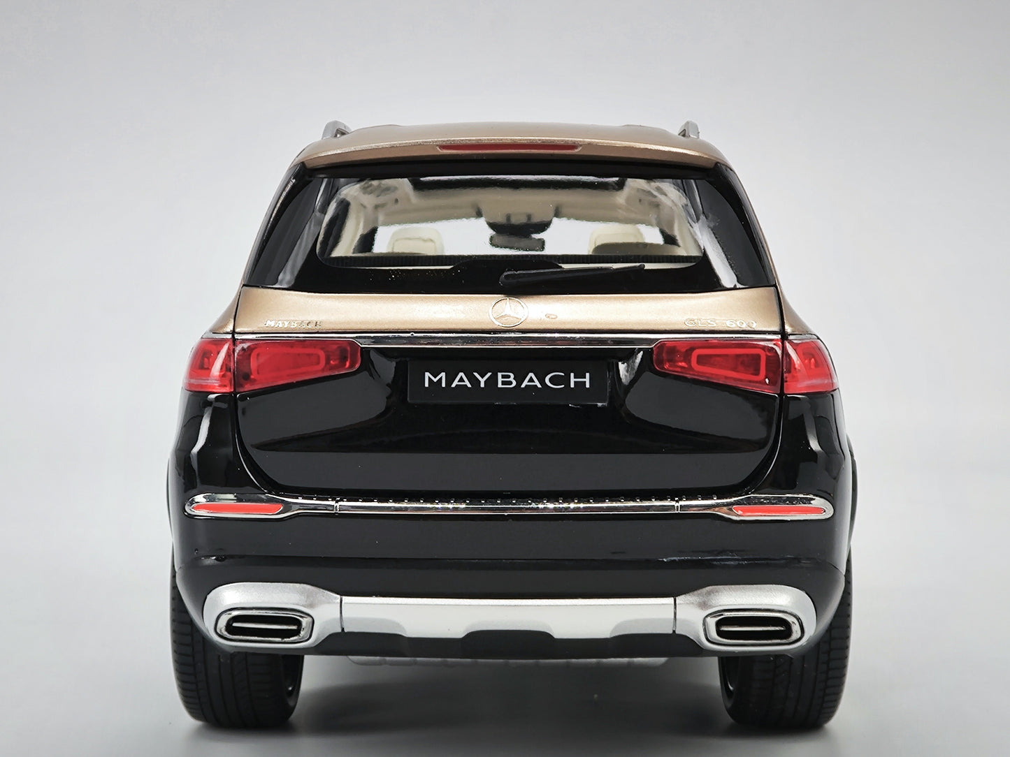Paragon 1/18 Mercedes-Benz Maybach GLS600 alloy car model ornaments