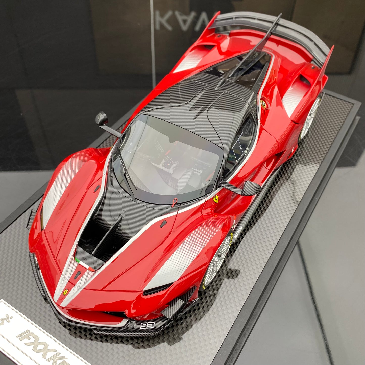 RUNNER 1/18 Ferrari FXX K EVO Simulation Car Model Ornaments Gift