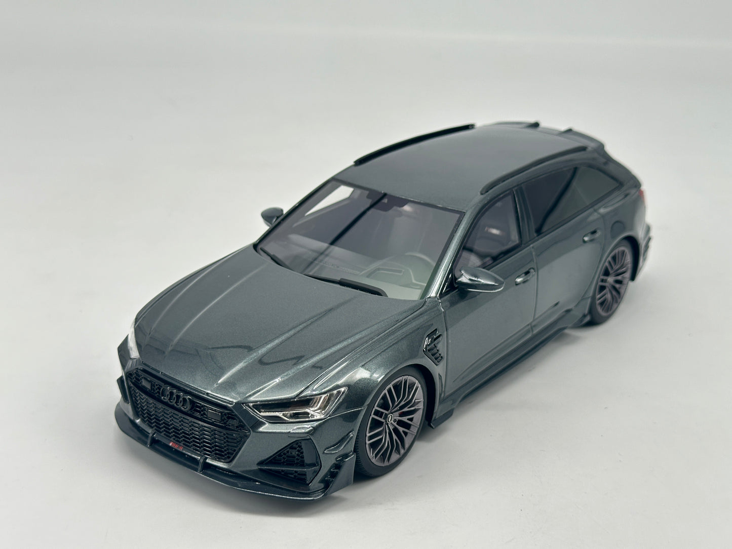 TOPSPEED 1/18 Audi ABT RS6-R Daytona Grey Simulation Car Model Ornaments