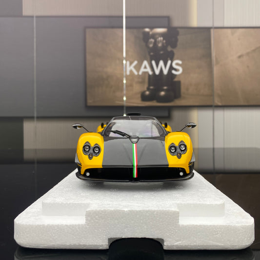 Almost RealReal AR 1/18 Pagani Zonda Zonda Cinque Alloy Car Model