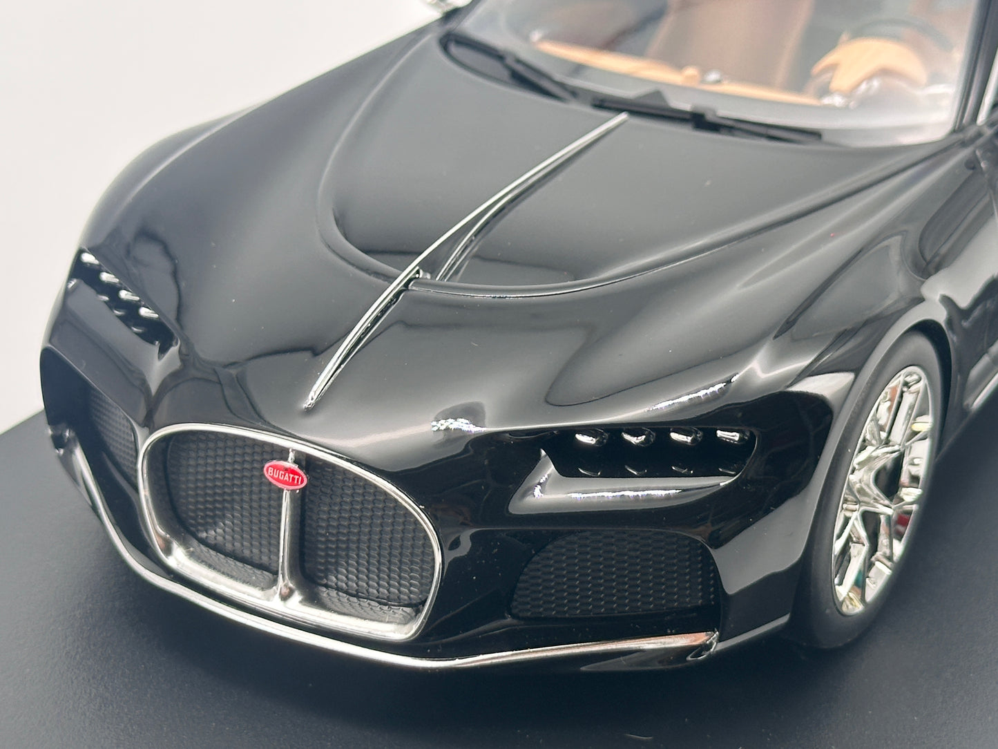 TOPSPEED 1/18 Bugatti Atlantic Concept Nocturne Black Resin Car Model