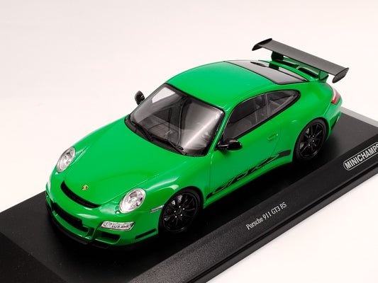 MINICHAMPS 1/18 Porsche 911 GT3 RS Die-cast Model Car
