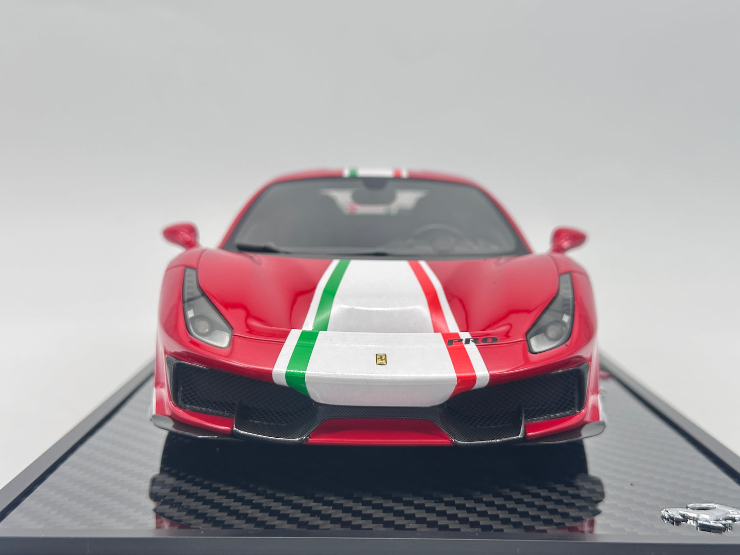BBR 1/18 Ferrari 488 Pista Piloti 51# Standard Red Simulation Car Model