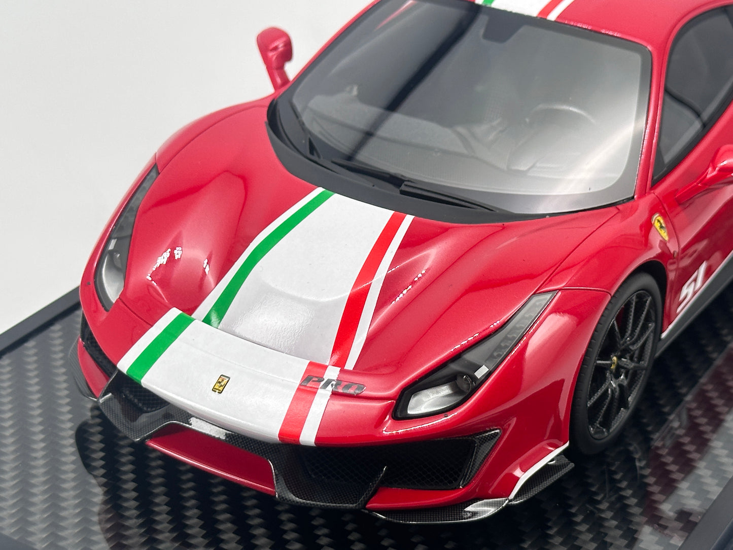 BBR 1/18 Ferrari 488 Pista Piloti 51# Standard Red Simulation Car Model