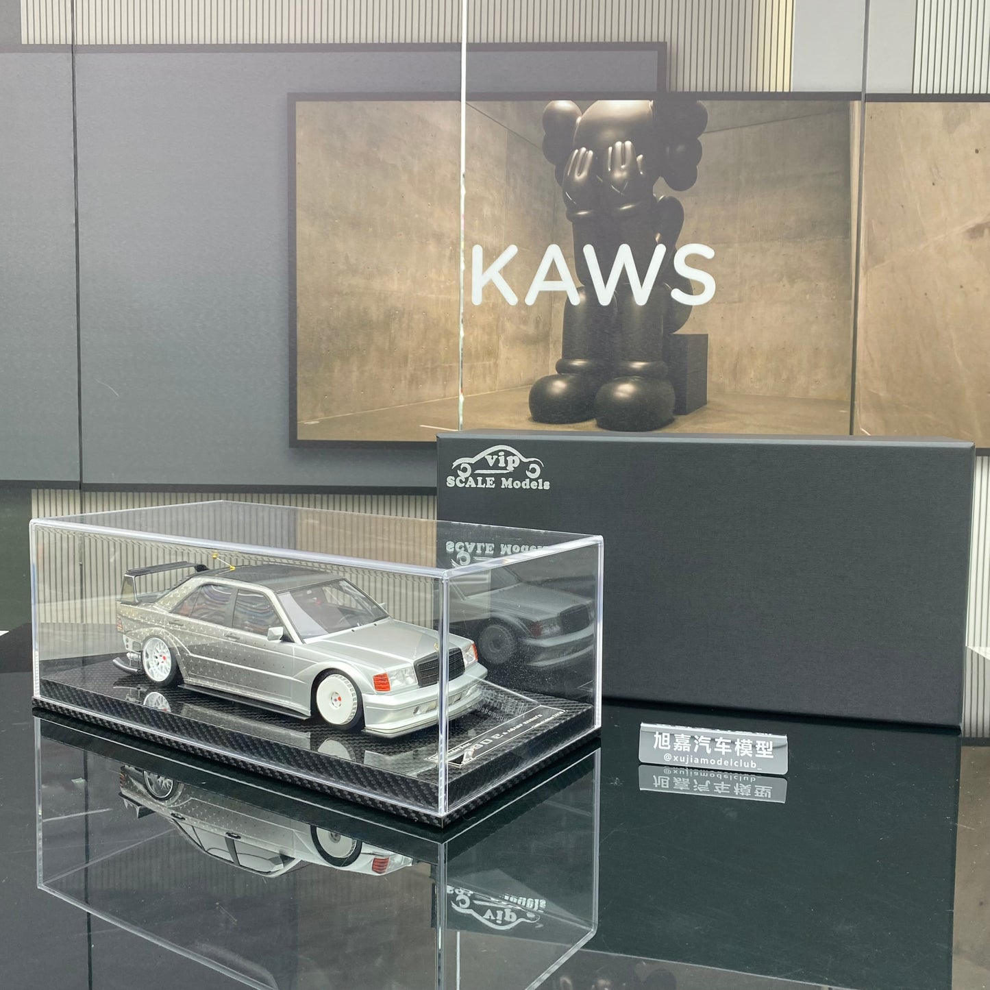 VIP 1/18 Mercedes-Benz 190E Silver Star Limited Edition car model ornaments