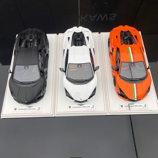 RUNNER 1/18 Lamborghini Reveulto limited edition car model ornament
