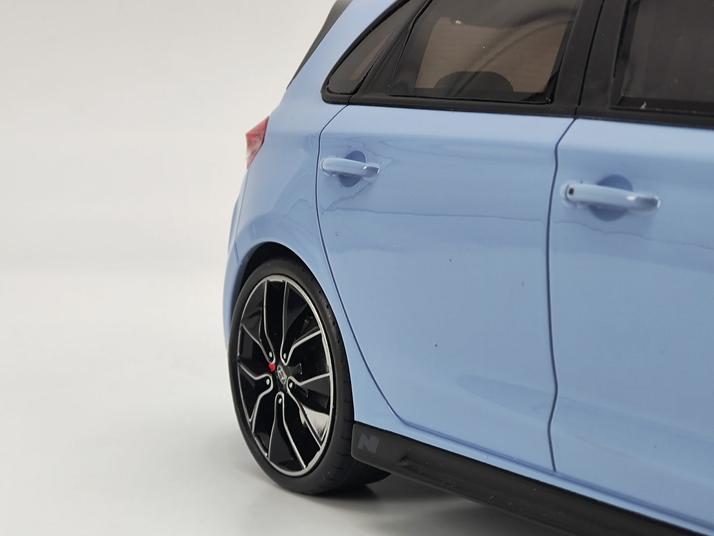 OTTO 1/18 Hyundai i30 N Blue Resin Model Car