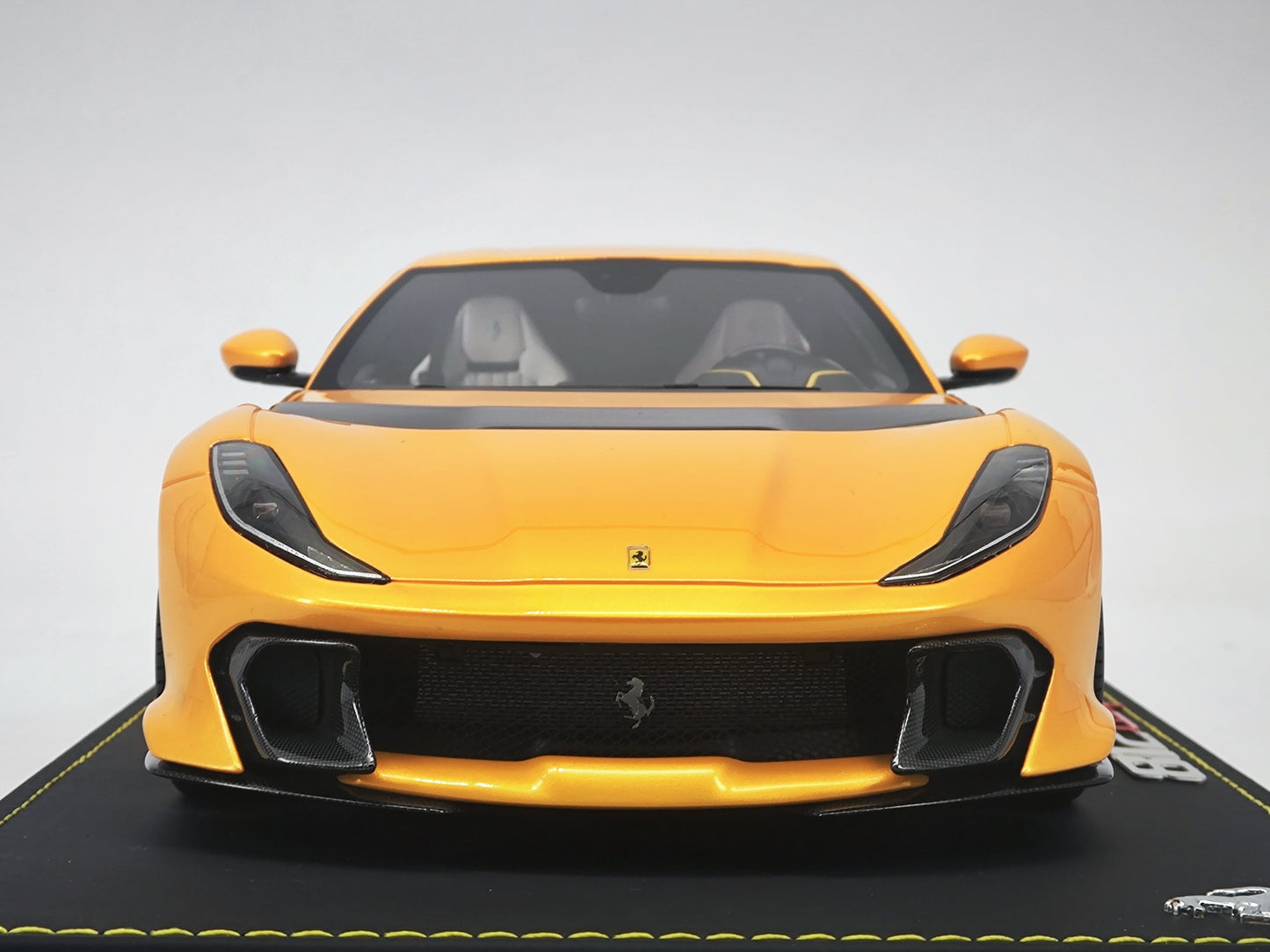 BBR 1/18 Ferrari 812 Competizione Metallic White Simulation Limited Edition Car Model Ornaments