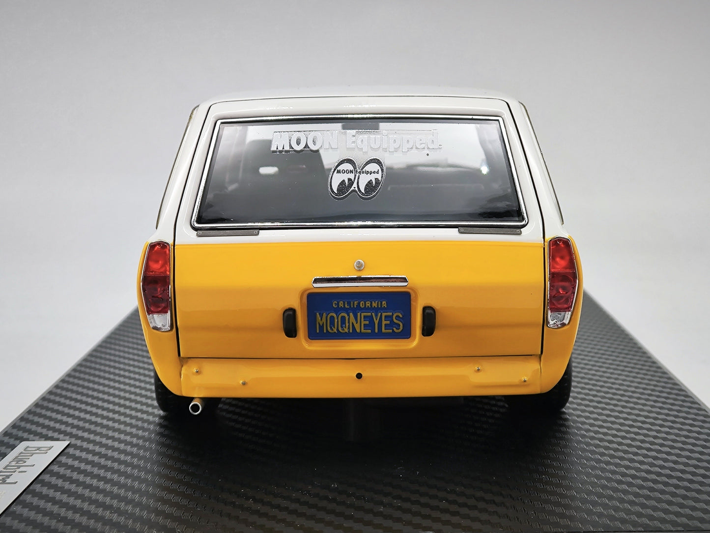 IG 1/18 Nissan Datsun 510 resin car model ornaments