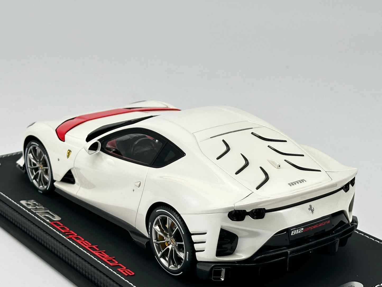 BBR 1/18 Ferrari 812 Competizione Metallic White Simulation Limited Edition Car Model Ornaments