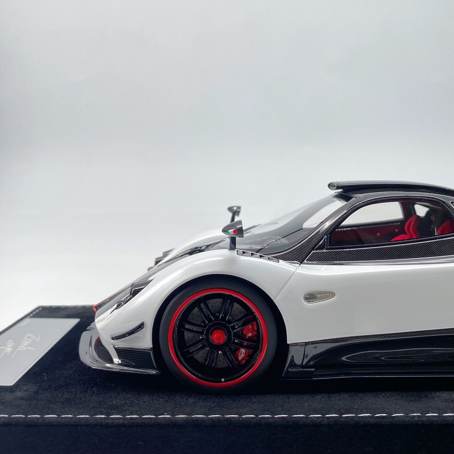 HH Model 1/18 Pagani Zonda Cinque Coupe Limited Edition Model Car