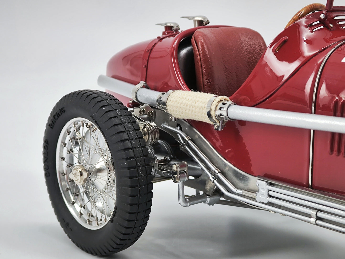 CMC 1/18 Alfa Romeo P3 Caracciola #42 Red Alloy Car Model M227