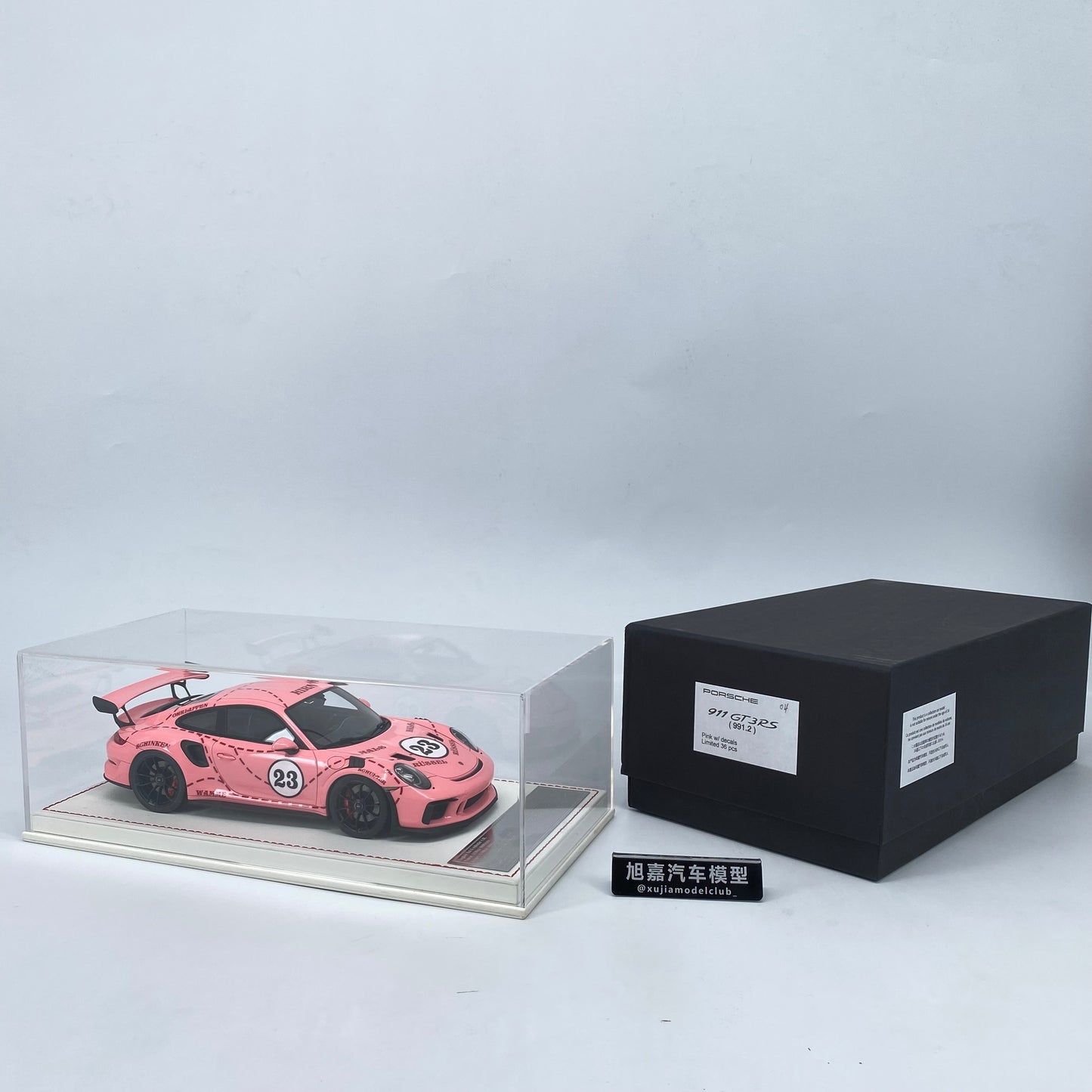 DG 1/18 Porsche 911GT3RS Limited Edition Car Model Ornaments