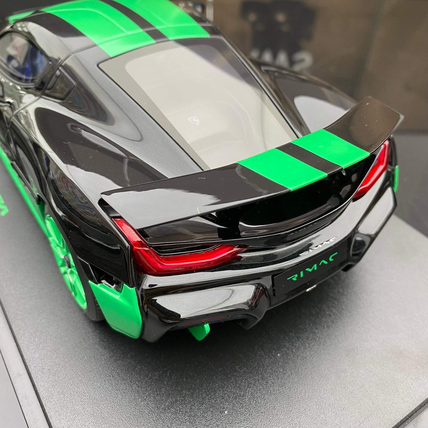 GT spirit 1/18 Ruima Nevera simulation car model ornaments GT916