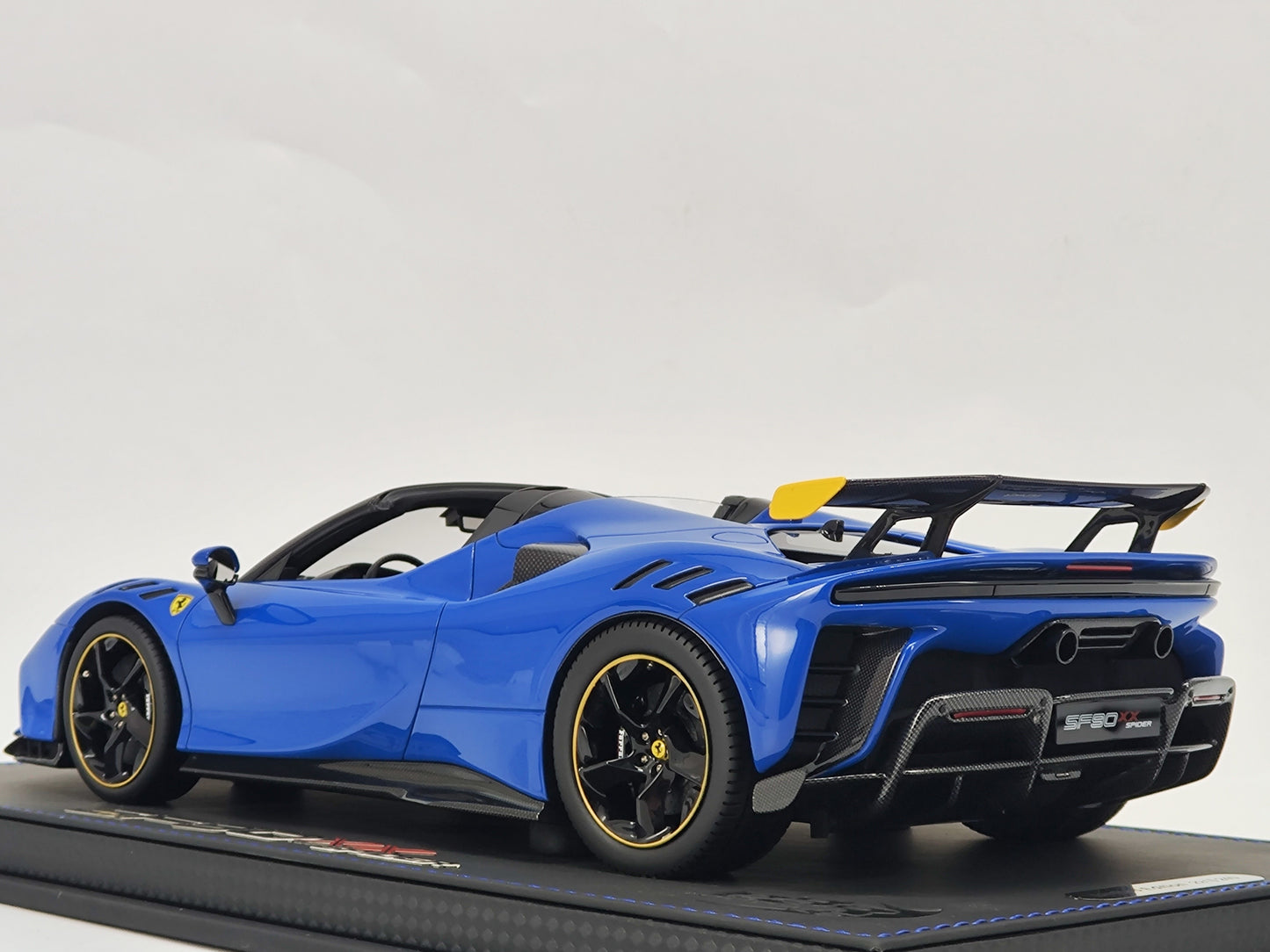 BBR 1/18 Ferrari SF90 XX Spider Blue Resin Closed Model Car