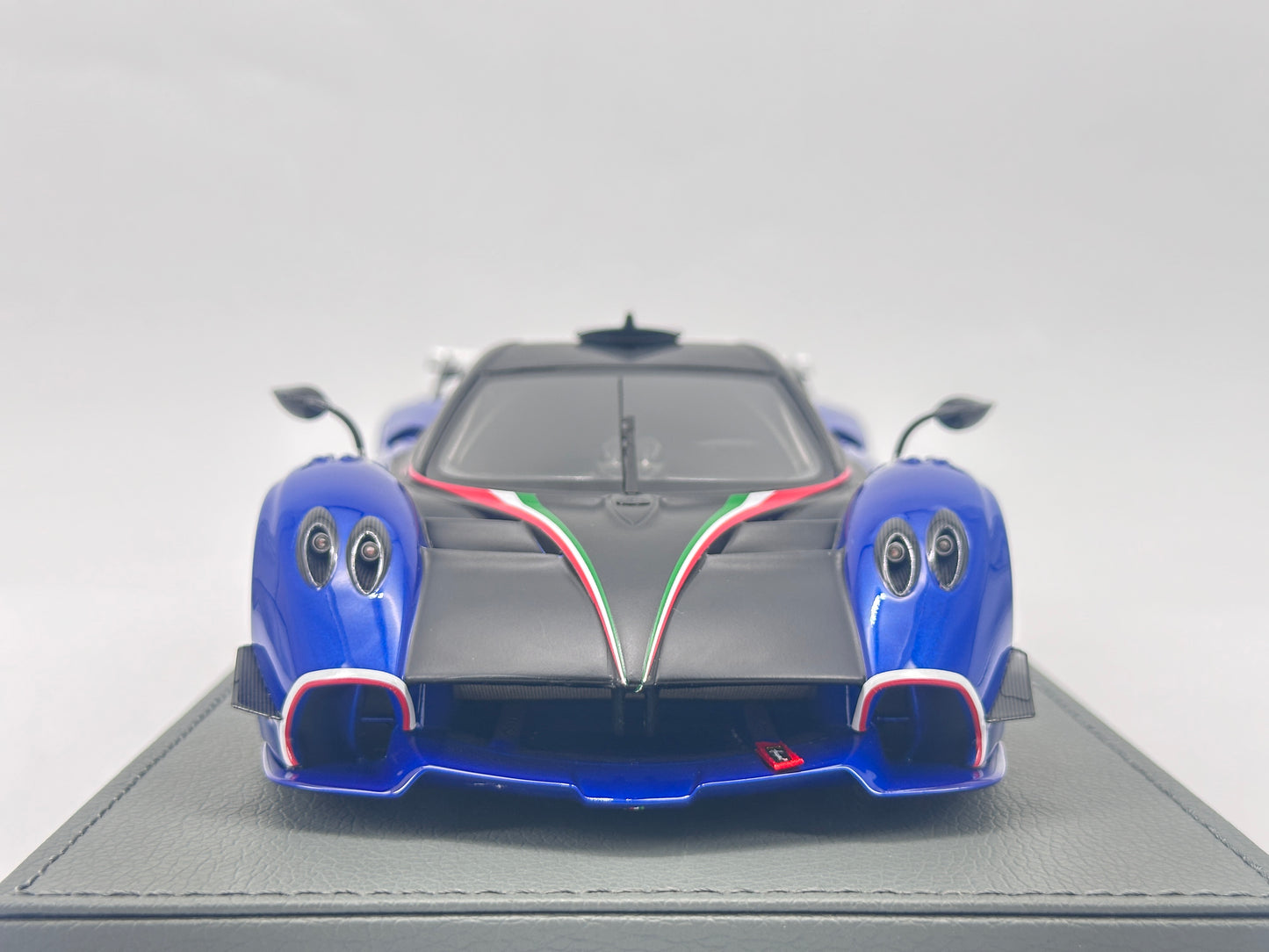 BBR 1/18 Pagani Huayra R Blue Resin Model Car