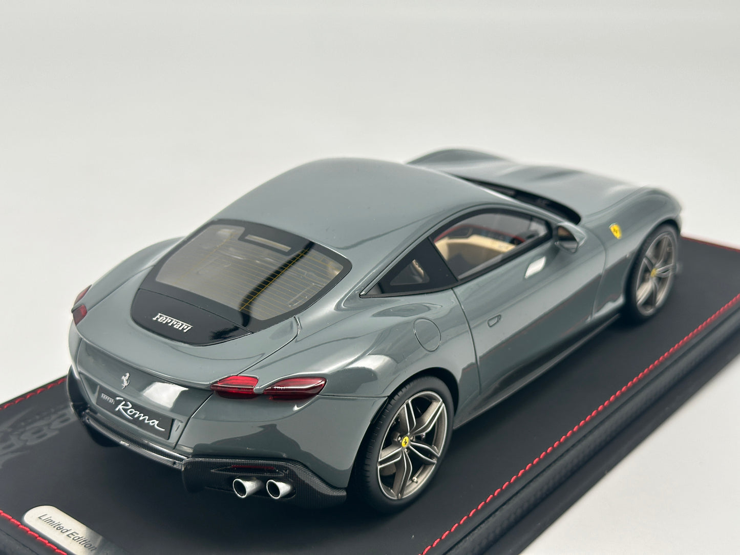 BBR 1/18 Ferrari Roma Grey Resin Car Model Ornaments