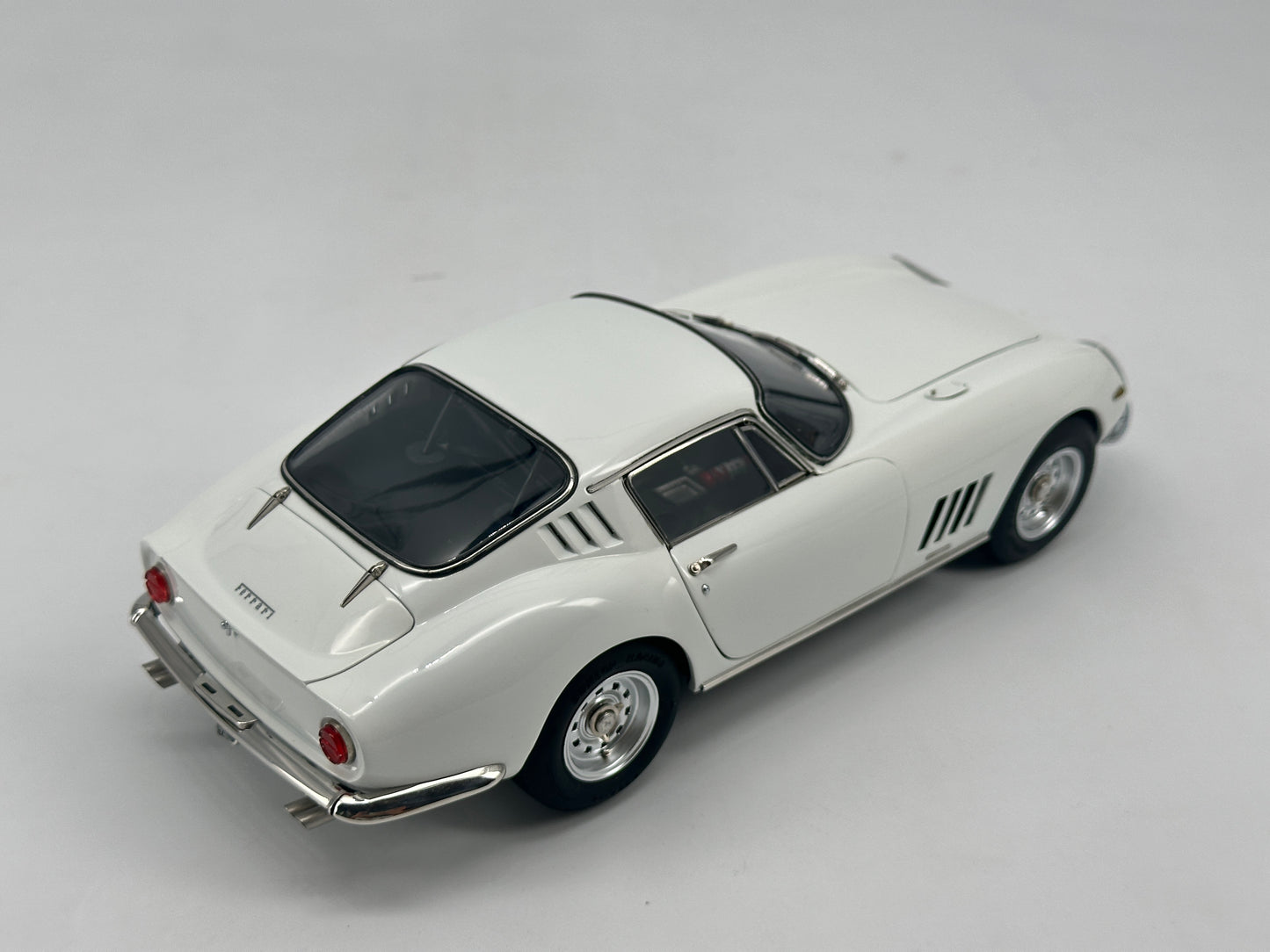 CMC 1/18 Ferrari 275 GTB White Alloy Full Open Car Model Ornaments