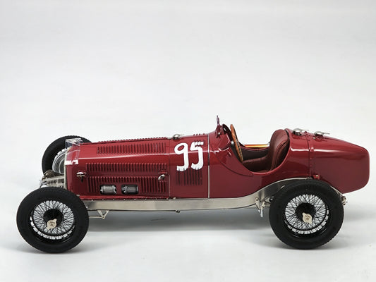 CMC 1/18 Alfa Romeo P3 Caracciola #95 Red Alloy Car Model M224