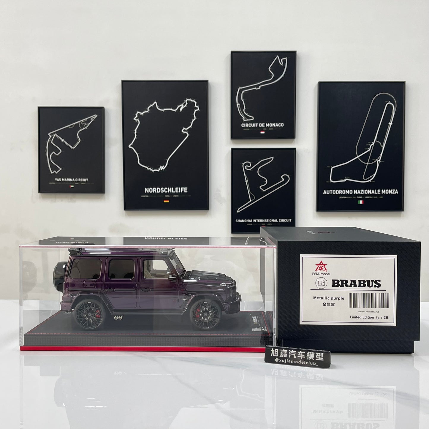 BBA MODEL 1/18 Brabus G800 Metallic Purple