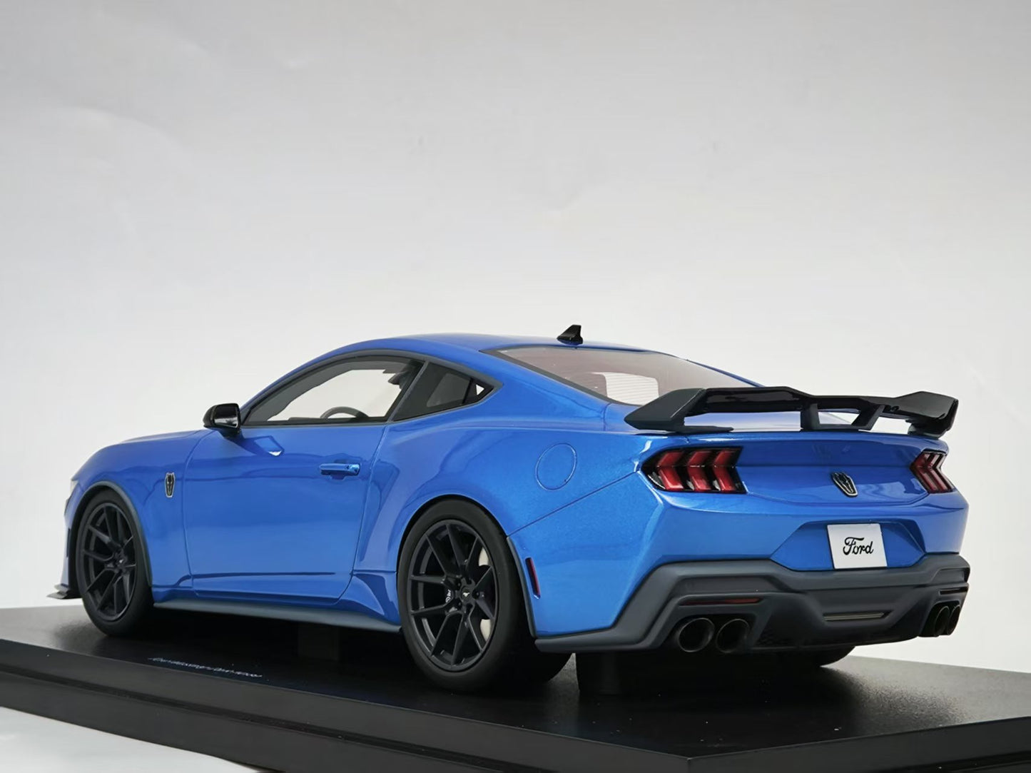 Topspeed 1/18 Ford Mustang Blue Resin Car Model TS0552