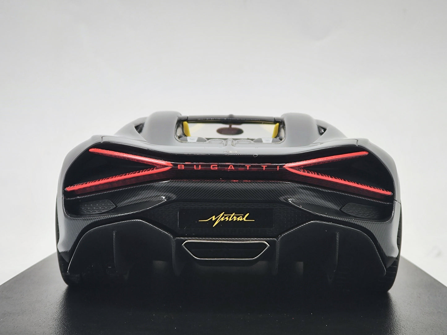 Topspeed 1/18 Bugatti W16 Mistral Black Resin Model