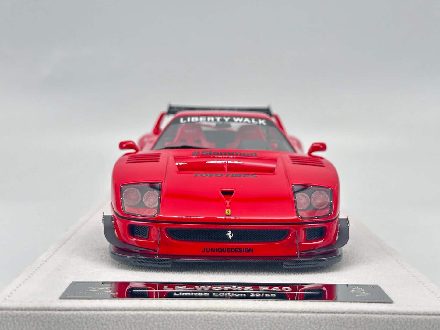 BBA MODEL 1/18 Ferrari F40 Standard Red Resin Car Model BBA015
