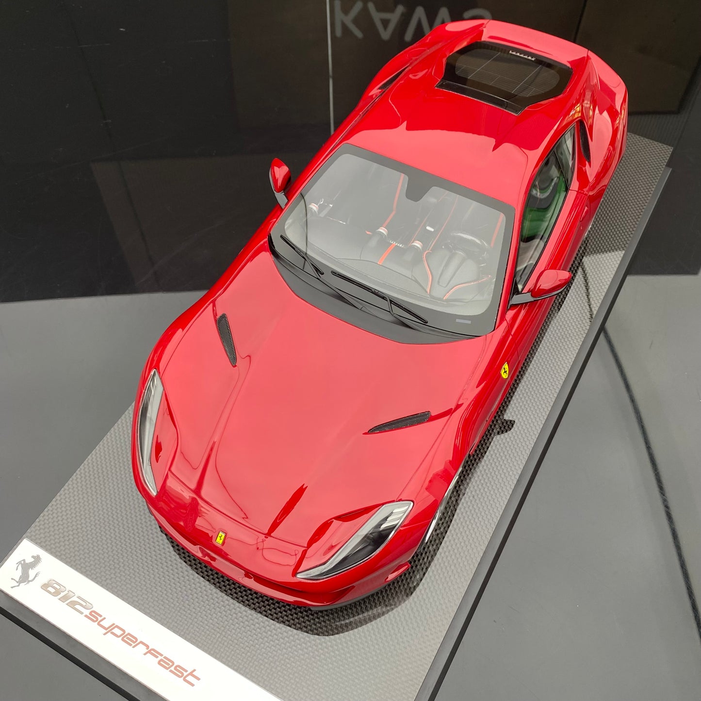 Amalgam 1/12 Ferrari 812 SUPERFAST Red Simulation Car Model
