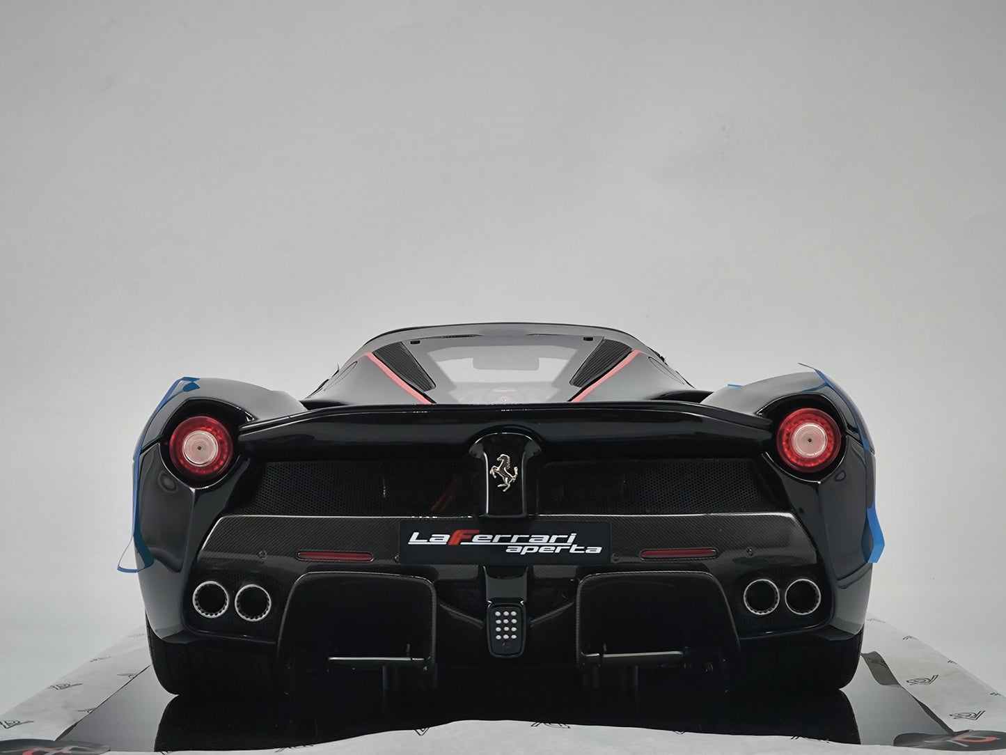 Amalgam 1/8 Ferrari LaFerrari Convertible Black High-end Simulation Car Model Ornaments