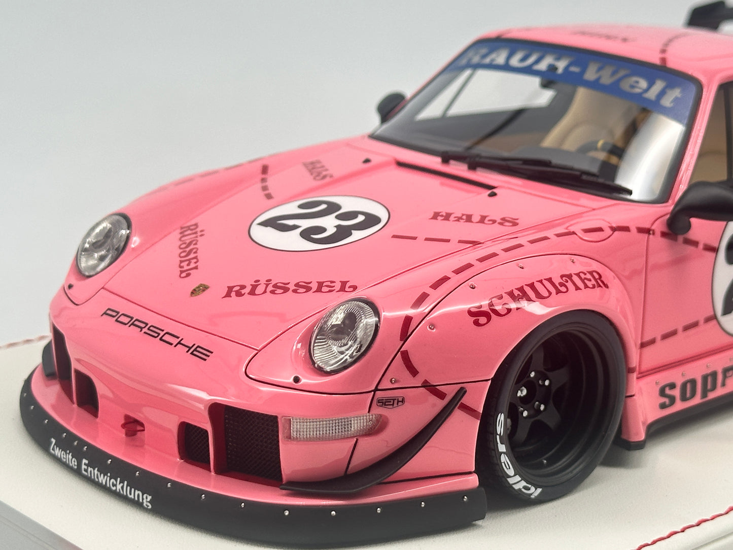DG 1/18 Porsche RWB Pink Pig Limited Edition Simulation Model Car