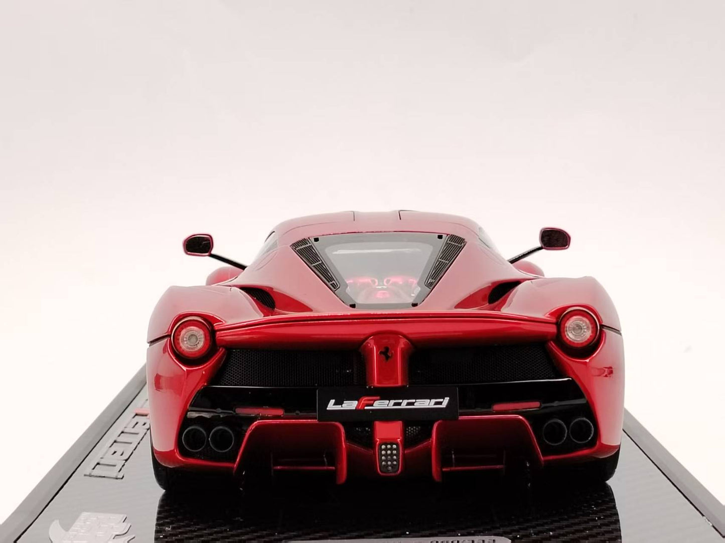 BBR 1/18 Ferrari LaFerrari Full-Opening Alloy Hamilton Carbon Base Volcano Metallic Red Alloy Car Model BBR1822H8DIE