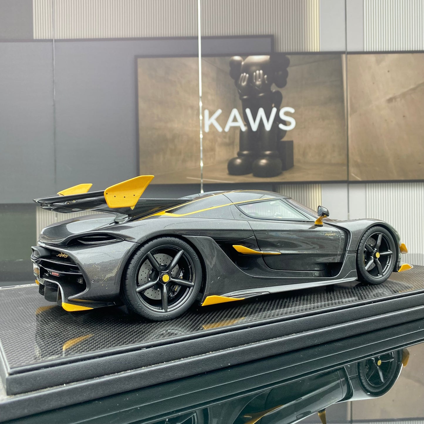 FRONTIART 1/12 Koenigsegg Jesko resin-sealed simulation car model