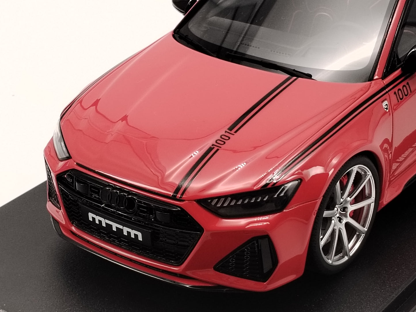 GT Spirit 1/18 Audi RS6(C8)MTM AVANT Red Simulation Car Model