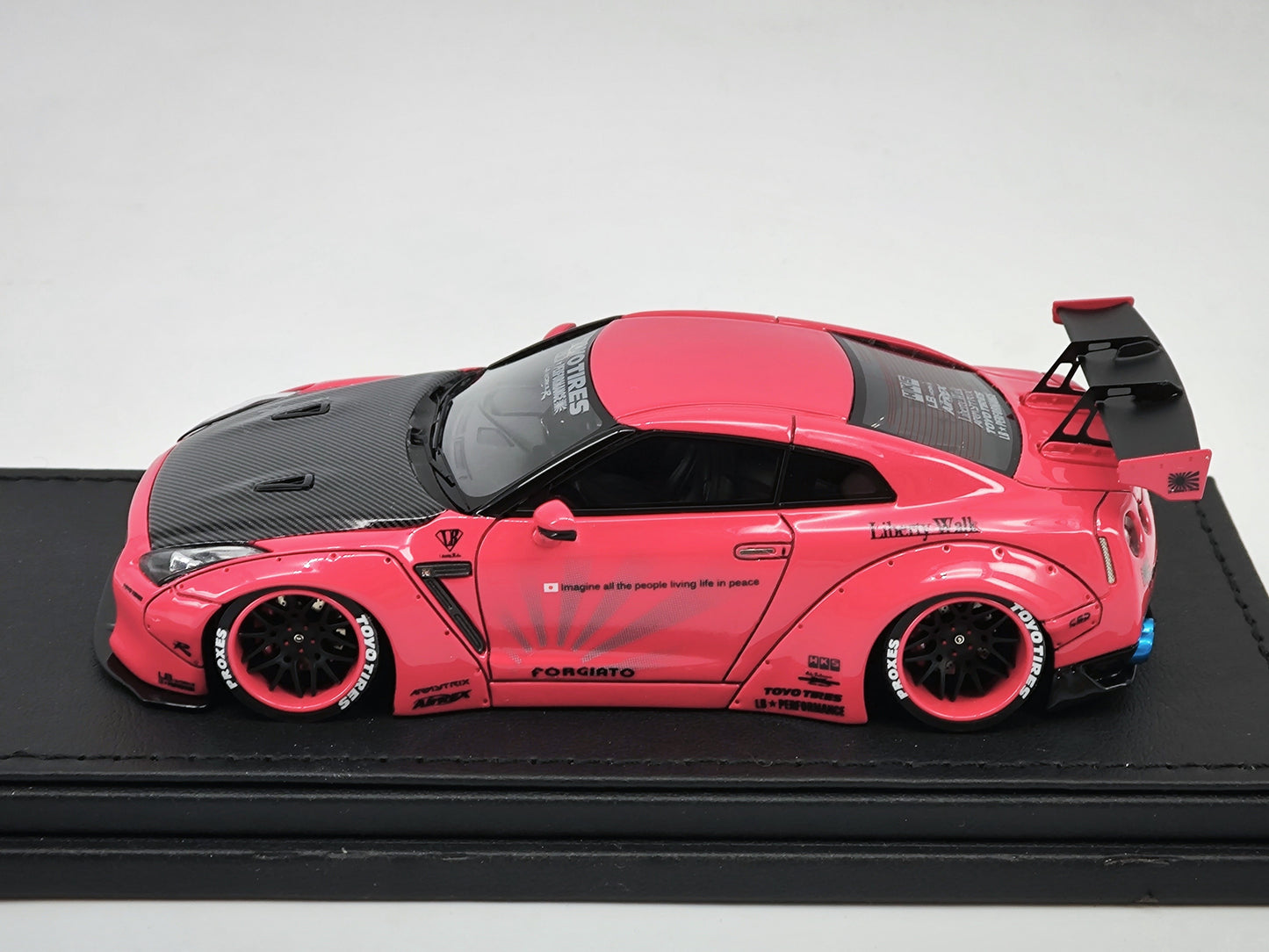IG 1/43 Nissan GTR R35 LBWK wide body black warrior simulation car model ornaments