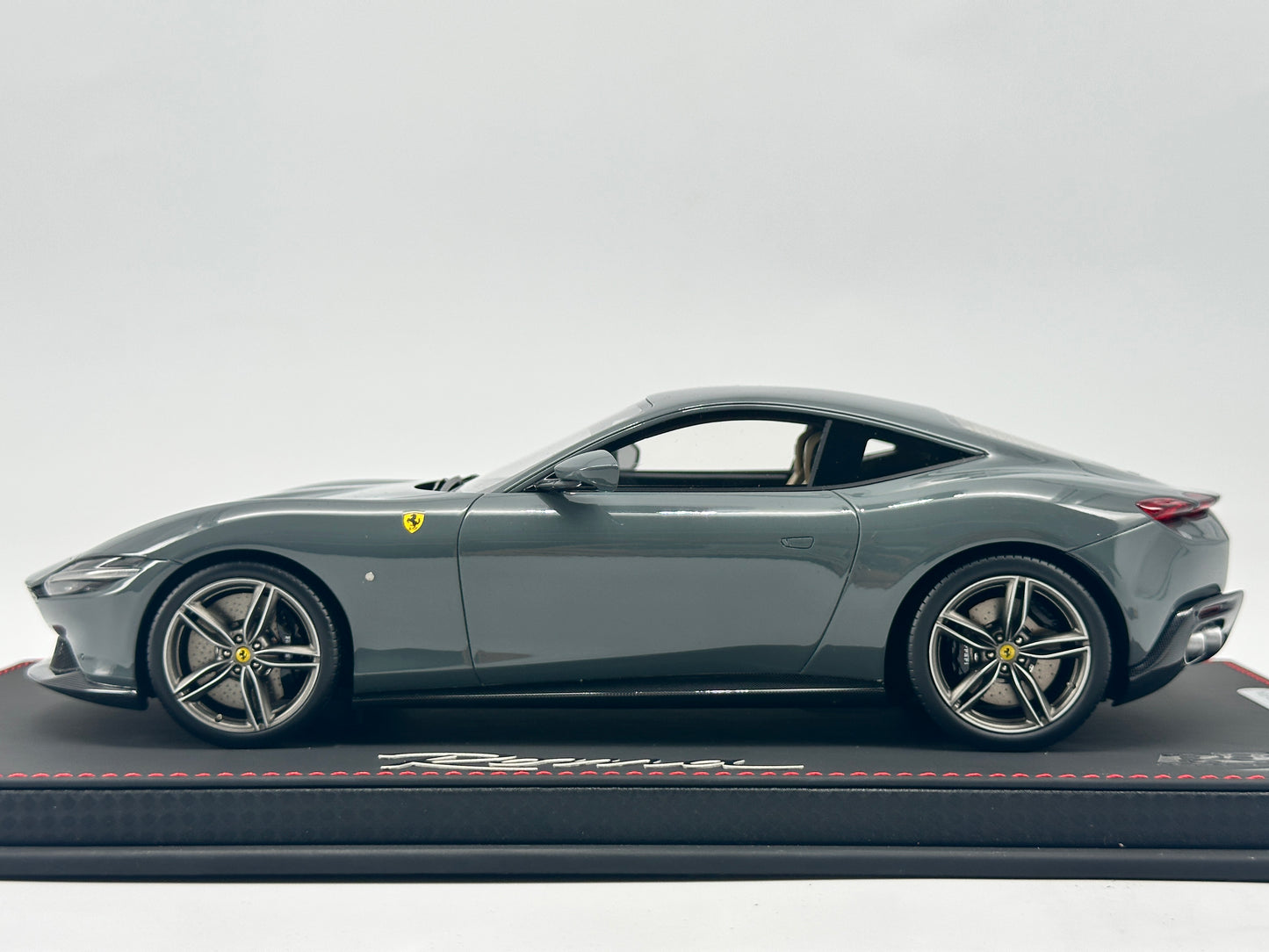 BBR 1/18 Ferrari Roma Grey Resin Car Model Ornaments