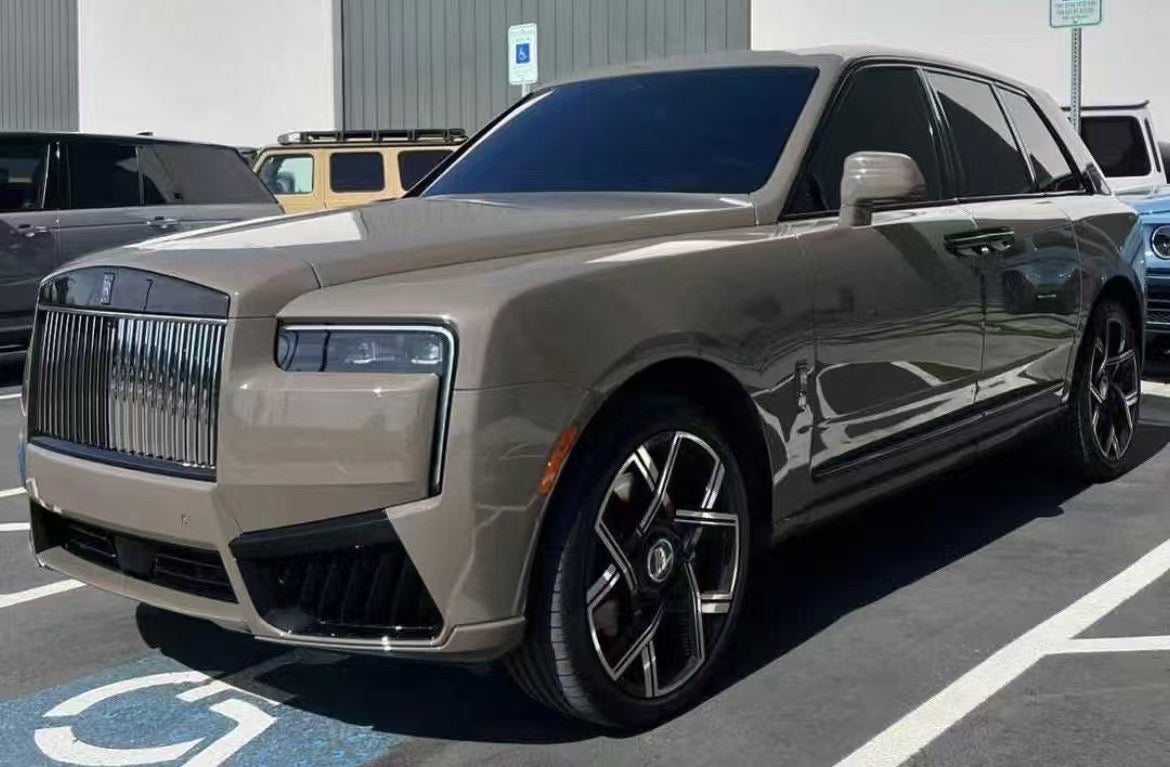 【Pre-sale 】HH Model 1/18 Rolls-Royce Cullinan Series II Simulation Car Model Ornaments