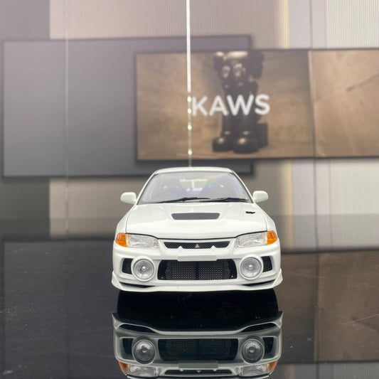 MOTORHELIX MH 1/18 Alloy Car Model Mitsubishi Lancer EVO 4th Generation Ornaments