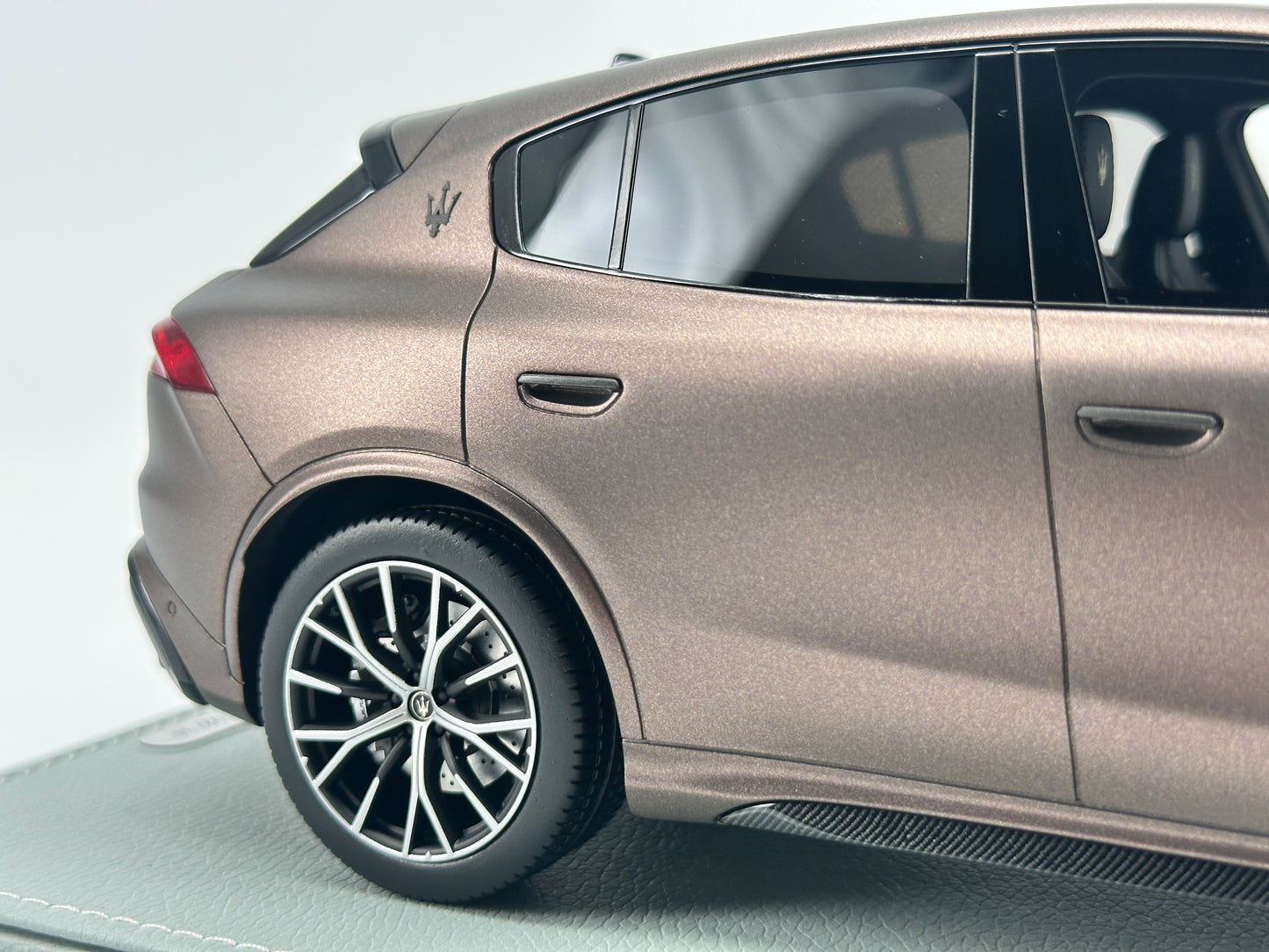 BBR 1/18 Maserati Grecale Trofeo resin car model