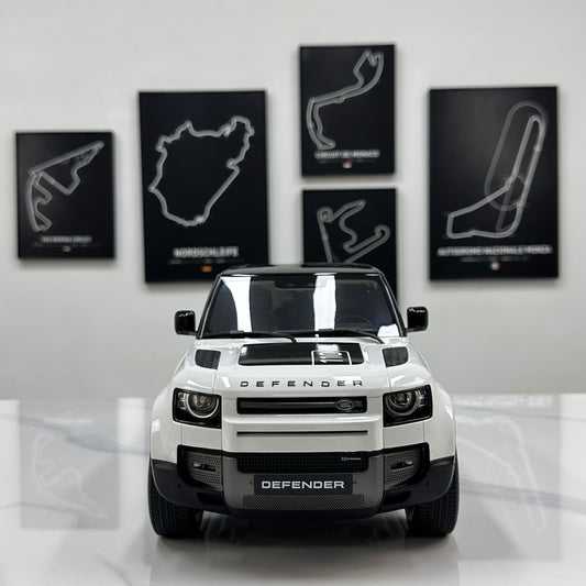 GT Spirit 1/12 Land Rover DEFENDER 110 P400X White GT554