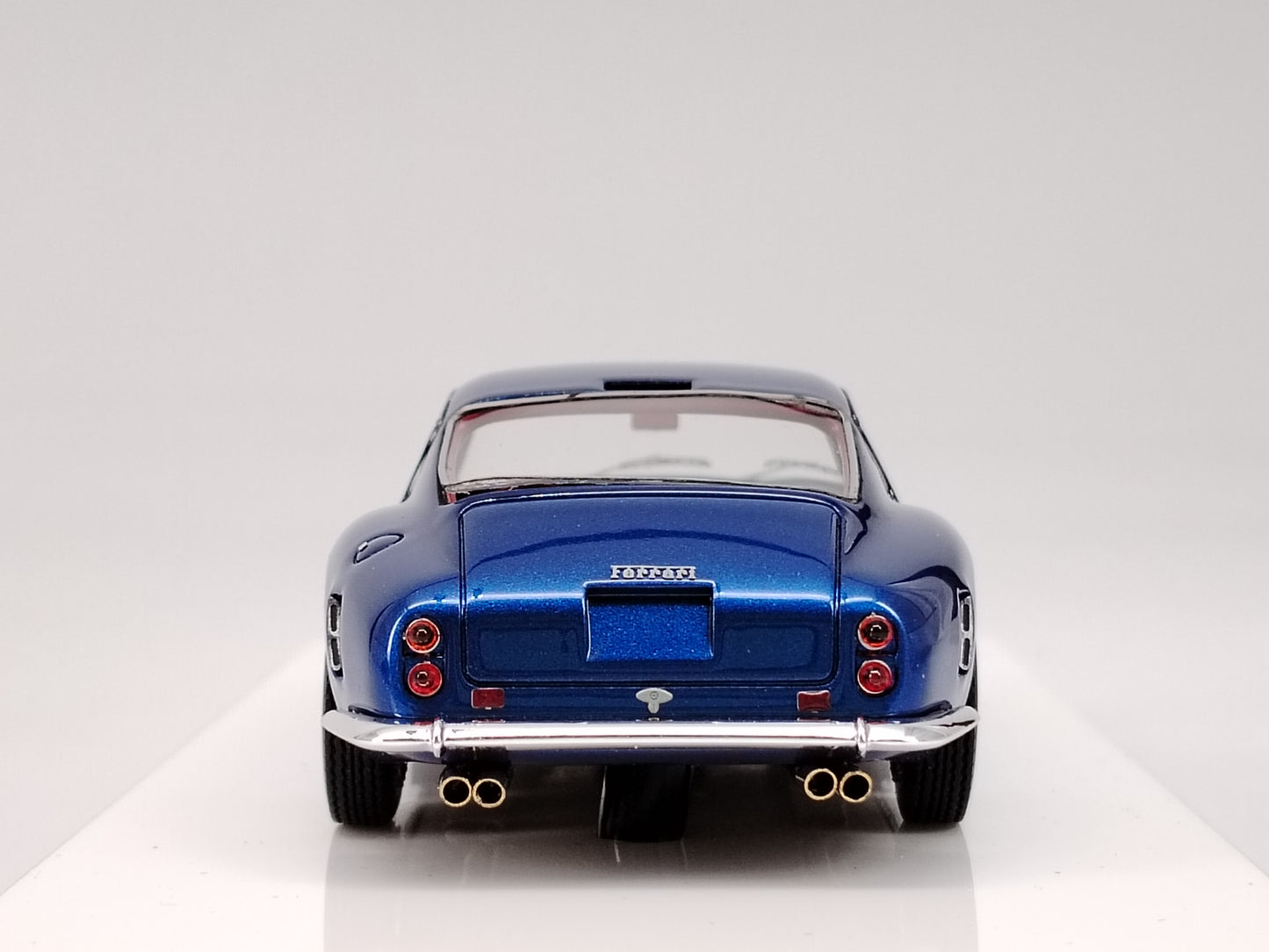 DMH 1/43 Ferrari 250SWB 1969 Simulation Car Model Ornaments