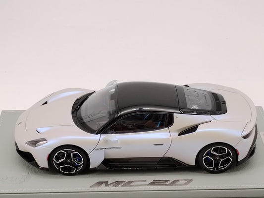BBR 1/18 Maserati MC20 leather base white alloy model car HE180051ABBR