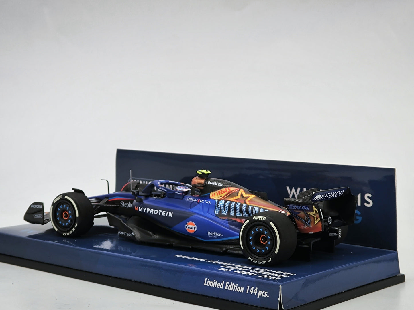 Minichamps 1/43 Williams Racing FW45 Diecast Car Model