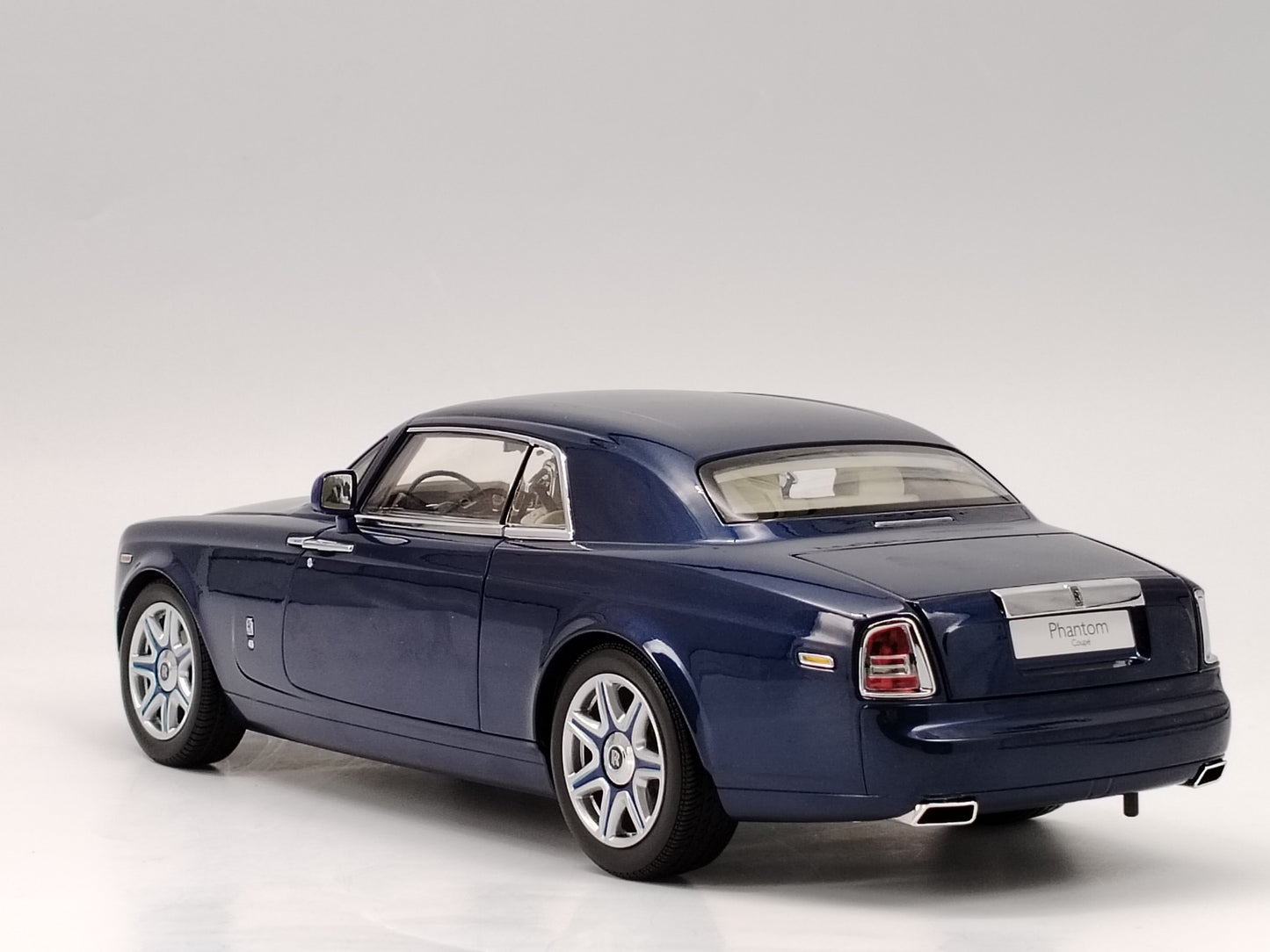 Kyosho 1/18 Rolls-Royce Phantom Coupe Metallic Blue Alloy Car Model