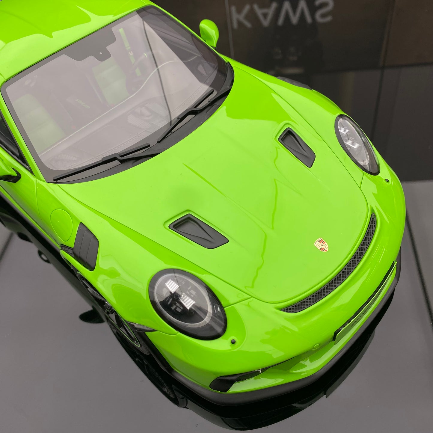 GT Spirit 1/12 Porsche 911 (991.2) GT3RS green simulation car model