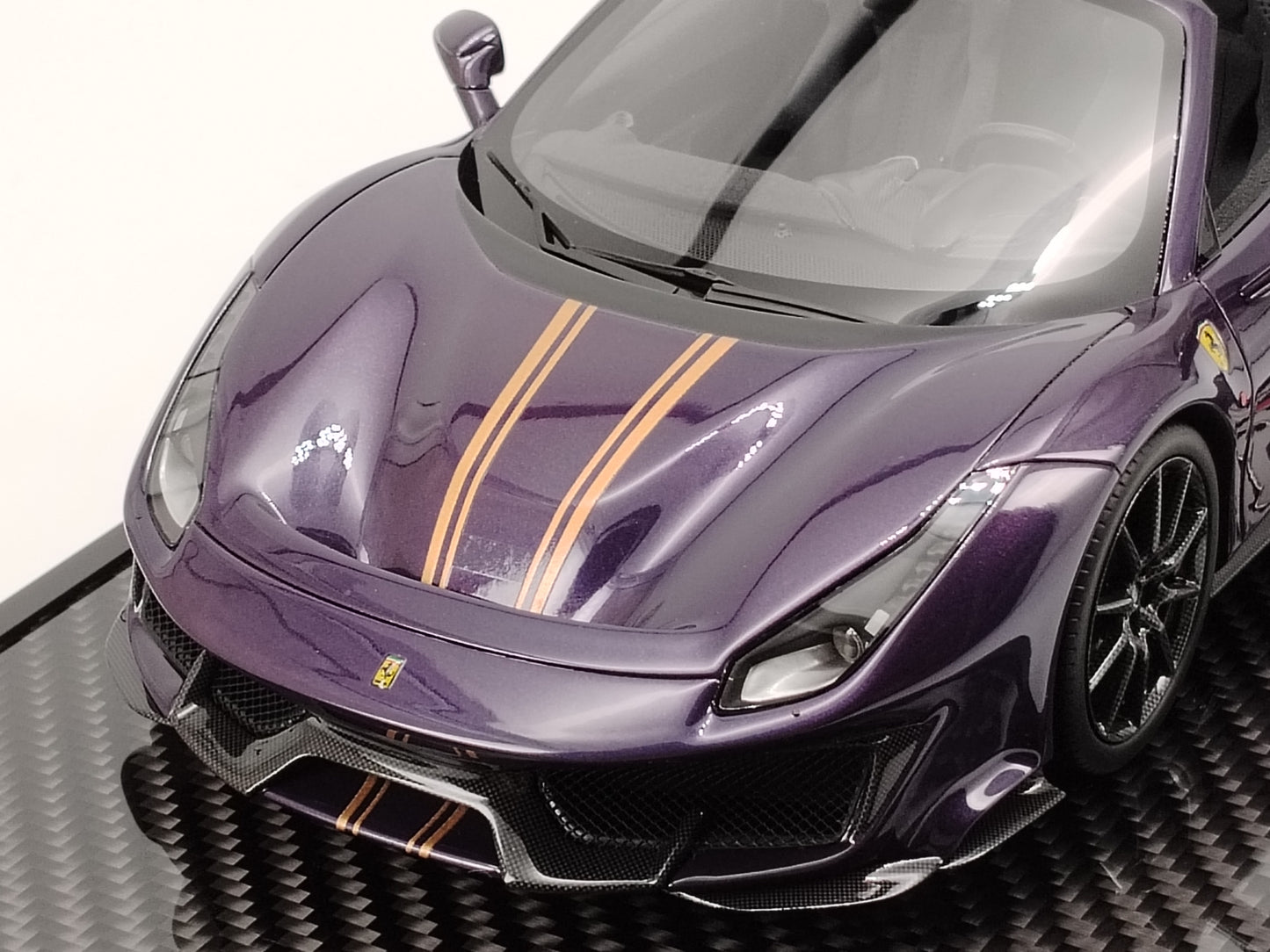 BBR 1/18 Ferrari 488 Pista Spider Hong Kong Purple High-quality Replica Car Model Ornament