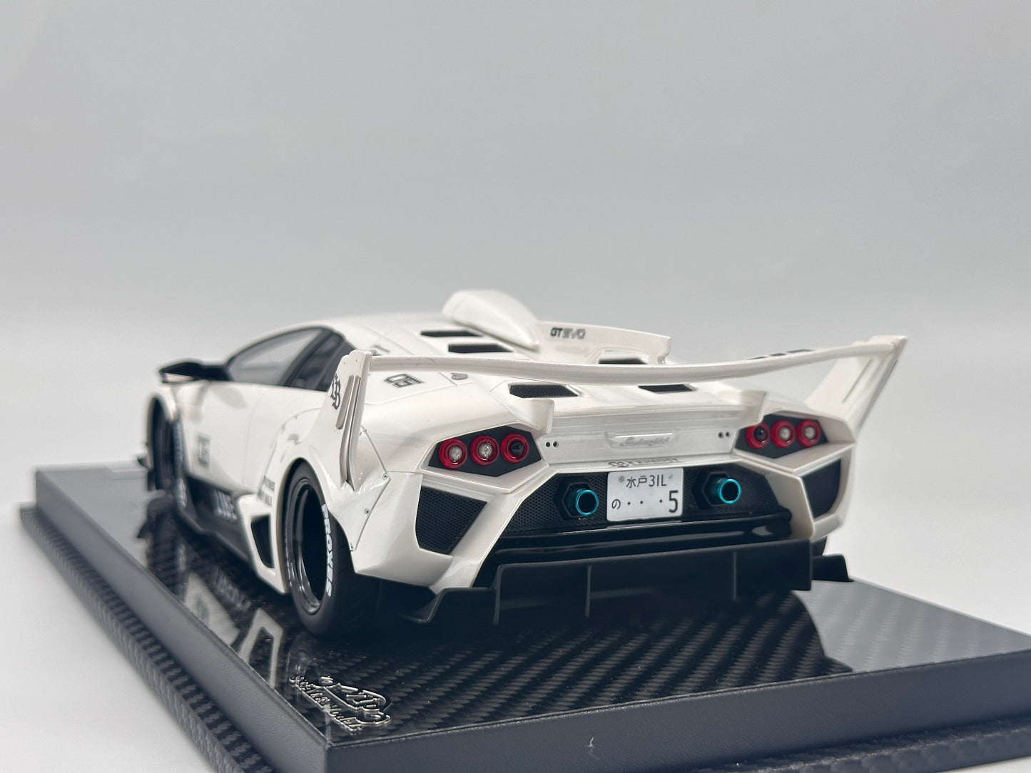 VIP 1/18 Lamborghini Murcielago GT EVO Pearl White Resin Model VIP171