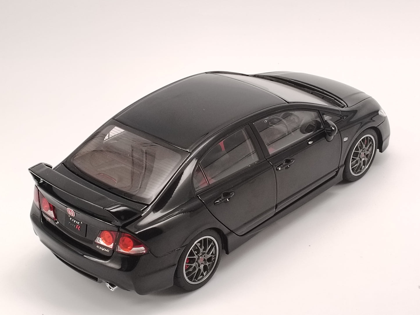 WELL 1/18 Honda Civic Type R (FD2) Black Simulation Model Car Ornaments