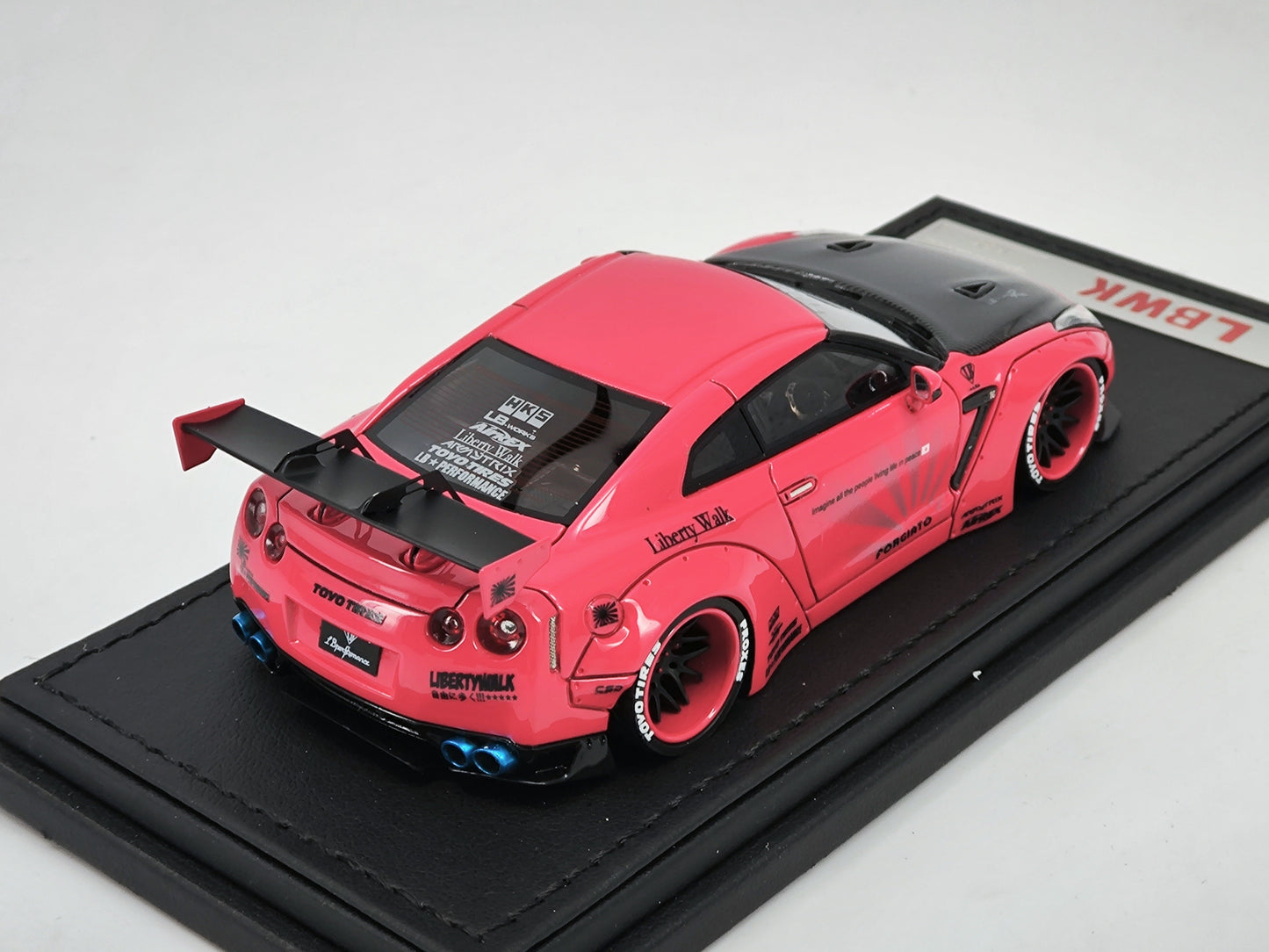 IG 1/43 Nissan GTR R35 LBWK wide body black warrior simulation car model ornaments